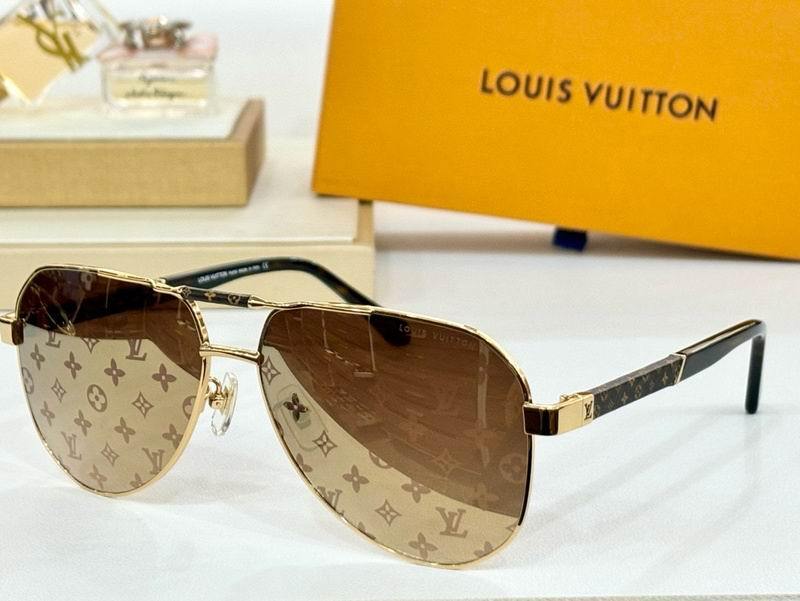 LV Sunglasses 777